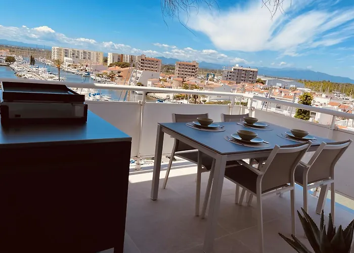 Appart Serenity, Canal, Amarre, Piscine Et Jacuzzi