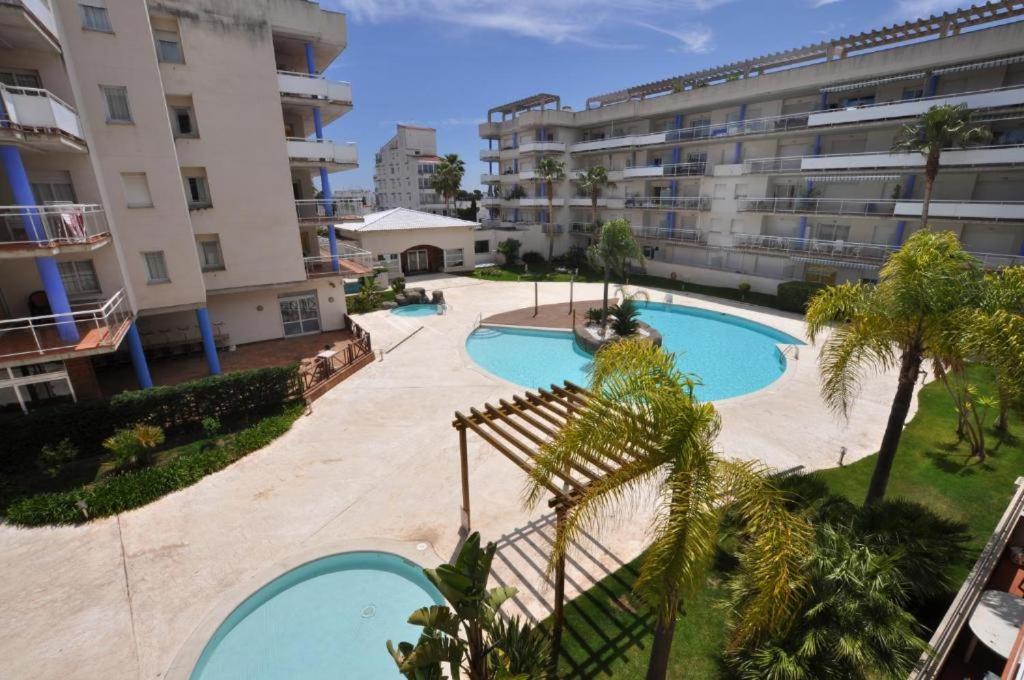 Apartment Serenity, Canal, Amarre, Piscine Et Jacuzzi *